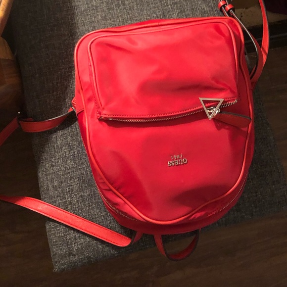 Guess red mini backpack - Picture 3 of 7